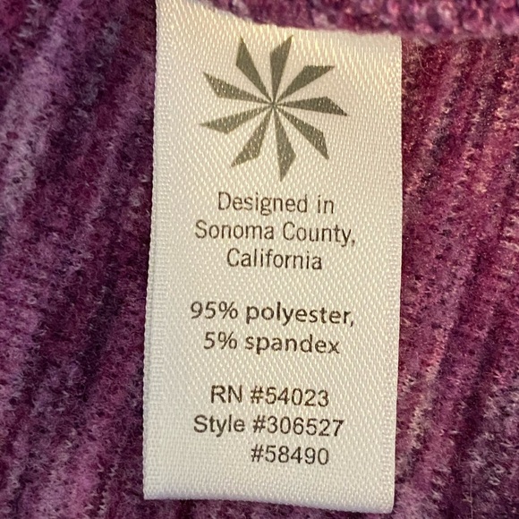 Athleta Snap Mock Neck Pullover Active Top Size Small  Maroon Winter Warm - Picture 12 of 12